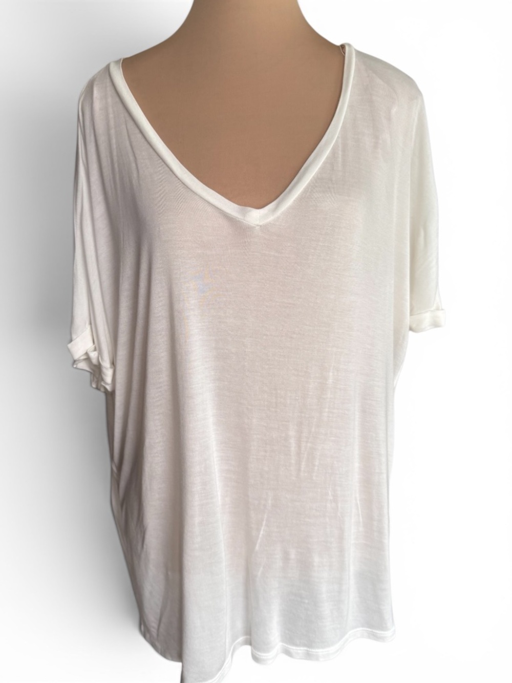 FOREVER 21 Contemporary White Oversized V-Neck Short Sleeve Top Size S NWT